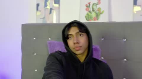 Snapshot of eros_lux1 chatting on 07-21-26, 12:51 Eros Lux1 online show from 07-21-26, 12:51