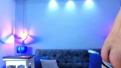 Eross online show from 04-30-26, 09:41