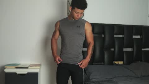 Snapshot of erosscott chatting on 12-10-24, 06:38 Eros online show from 12-10-24, 06:38