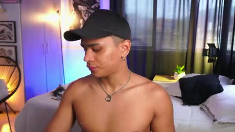 Eros Wild online show from 05-10-26, 08:25