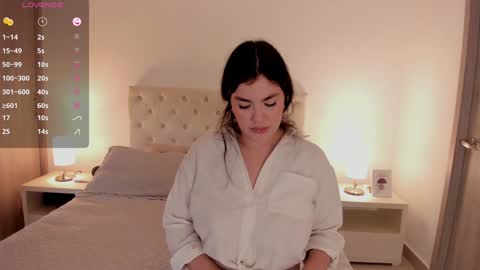 Snapshot of erotic_boobs chatting on 12-18-24, 08:47 Karen online show from 12-18-24, 08:47