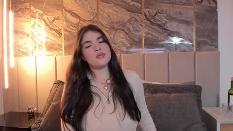 Snapshot of erotic_boobs chatting on 11-04-25, 07:46 Karen online show from 11-04-25, 07:46