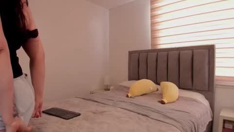 Snapshot of erotic_boobs chatting on 01-16-26, 08:13 Karen online show from 01-16-26, 08:13