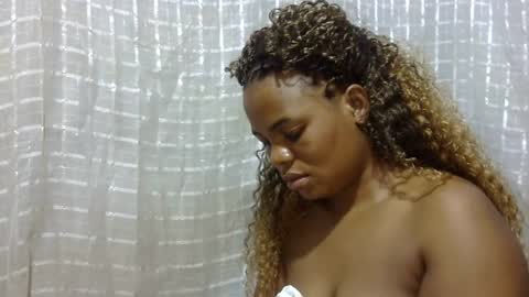 Snapshot of erotic_ebony56 chatting on 08-04-26, 03:21 erotic_ebony56 online show from 08-04-26, 03:21