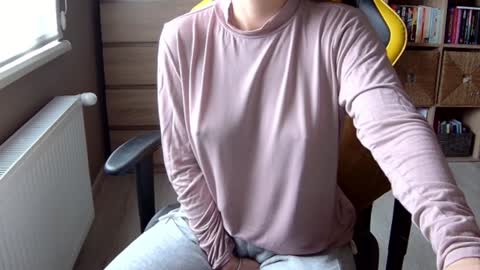 Snapshot of erotic_vibe chatting on 01-03-25, 12:19 Melissa online show from 01-03-25, 12:19