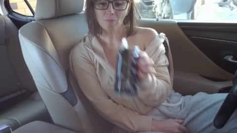 Snapshot of erotic_vibe chatting on 03-07-25, 10:45 Melissa online show from 03-07-25, 10:45
