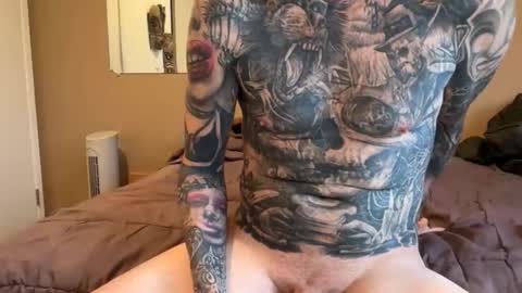 Snapshot of eroticcloseups chatting on 01-15-26, 06:44 Erotic CloseUps online show from 01-15-26, 06:44