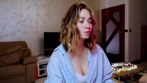 Snapshot of eroticgiftxxx chatting on 03-01-25, 07:51 LylaXXX online show from 03-01-25, 07:51