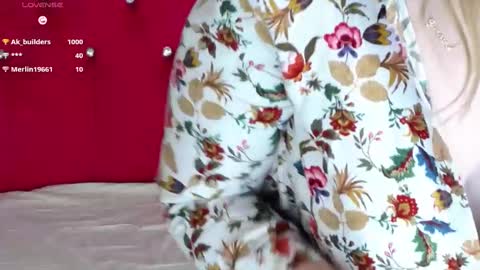 Erika online show from 02-20-25, 11:31