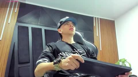 Eryon online show from 10-02-25, 11:17