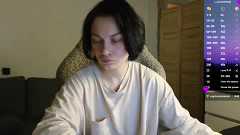 Snapshot of esajukyy chatting on 02-26-26, 04:50 esajukyy online show from 02-26-26, 04:50