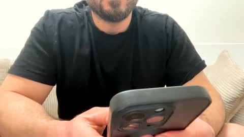 Snapshot of escapee4a chatting on 02-28-26, 01:28 samshiro4k online show from 02-28-26, 01:28