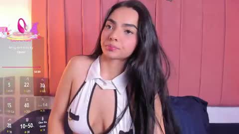 Snapshot of escar_let chatting on 08-06-26, 07:49 Scarlett online show from 08-06-26, 07:49