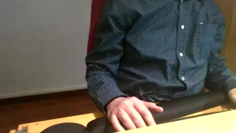 esclavo_hot online show from 04-15-26, 05:20