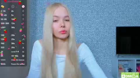 Megan and Brad online show from 05-06-26, 03:13