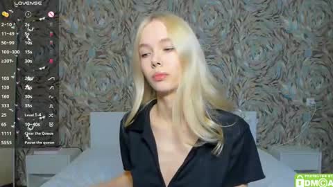 Megan and Brad online show from 06-25-26, 05:07