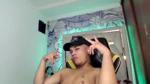 eskayler_ online show from 09-18-25, 07:16