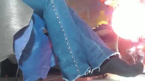 Snapshot of eskelaswd chatting on 02-24-26, 12:52 Eskela911 online show from 02-24-26, 12:52