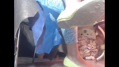 Snapshot of eskelaswd chatting on 03-05-26, 01:40 Eskela911 online show from 03-05-26, 01:40