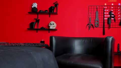 esme_fox online show from 03-27-26, 04:07
