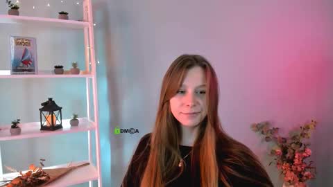 esme_moore_ online show from 10-04-25, 08:56