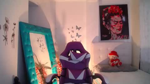 Esmeralda online show from 09-22-25, 08:11