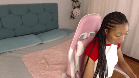 Snapshot of esmeralda_bk chatting on 02-04-25, 02:32 esmeralda_bk online show from 02-04-25, 02:32