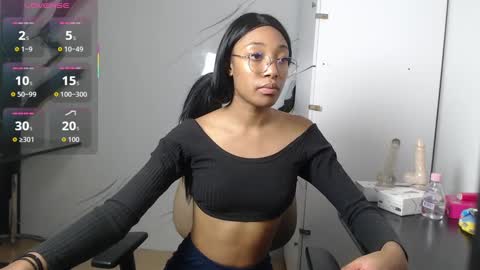Snapshot of esmeralda_bk chatting on 09-19-25, 10:54 esmeralda_bk online show from 09-19-25, 10:54