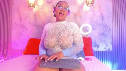 esmeralda online show from 01-23-25, 09:08