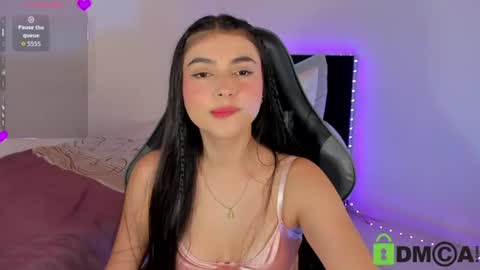 Esmeralda online show from 07-28-26, 08:23