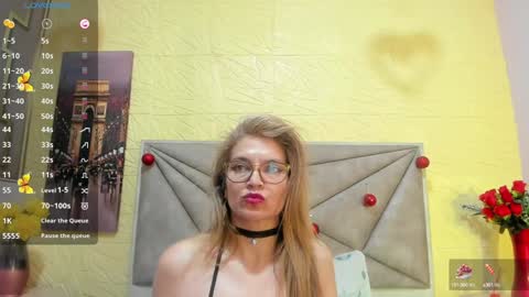 Snapshot of esmeralda_oikos chatting on 01-29-25, 03:01 Esmeralda .INDEPENDENT MODEL online Monday to Saturday 3 pm Chicago online show from 01-29-25, 03:01