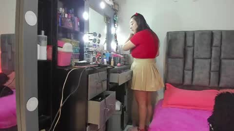 Perla online show from 05-04-26, 09:22