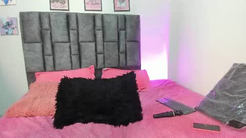 Perla online show from 06-10-26, 11:42