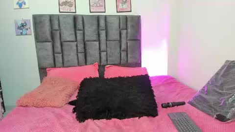 Perla online show from 06-11-26, 07:50