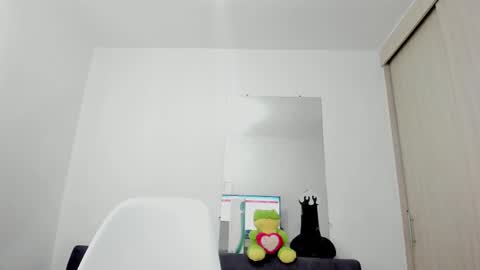 Snapshot of esmeraldo_mfc chatting on 03-06-25, 03:45 Esmeralda online show from 03-06-25, 03:45