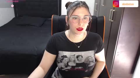 Xbebetax online show from 10-29-25, 06:09