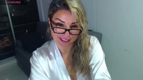 Juliana online show from 12-25-24, 01:53