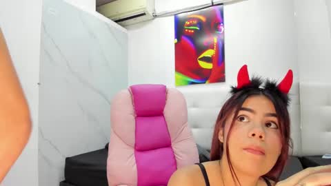 esperanzaandjey online show from 03-07-25, 10:43