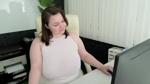 Ava online show from 05-01-26, 02:16