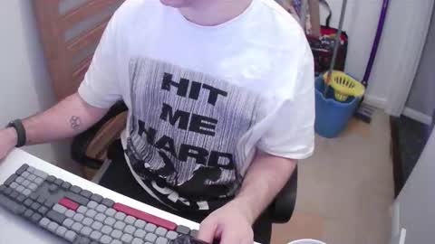 Morph online show from 12-16-25, 09:42