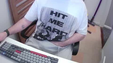 Snapshot of essex_wild chatting on 02-10-26, 09:19 Morph online show from 02-10-26, 09:19