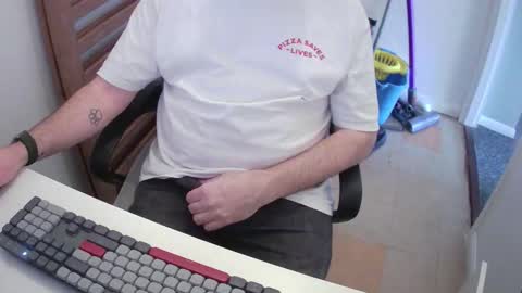 Snapshot of essex_wild chatting on 02-16-26, 10:44 Morph online show from 02-16-26, 10:44