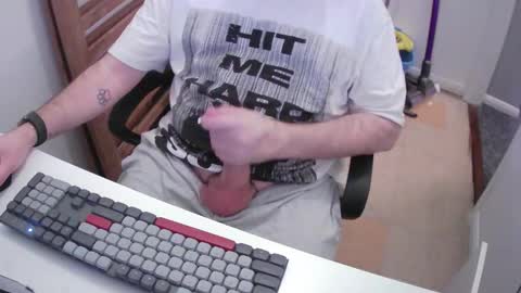 Snapshot of essex_wild chatting on 03-16-26, 09:52 Morph online show from 03-16-26, 09:52