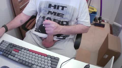 Snapshot of essex_wild chatting on 03-25-26, 09:43 Morph online show from 03-25-26, 09:43