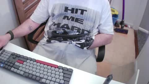 Snapshot of essex_wild chatting on 03-27-26, 08:52 Morph online show from 03-27-26, 08:52