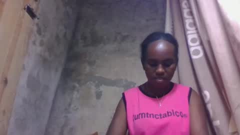 Snapshot of estanie chatting on 10-08-25, 07:00 estanie online show from 10-08-25, 07:00