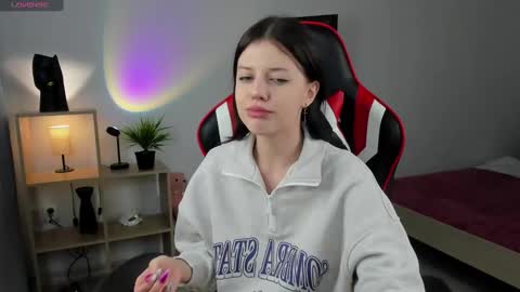 Snapshot of este_ria chatting on 12-10-24, 05:33 esteria online show from 12-10-24, 05:33