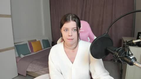 Snapshot of este_ria chatting on 12-29-24, 09:20 esteria online show from 12-29-24, 09:20