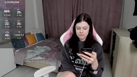 Snapshot of este_ria chatting on 01-04-25, 06:09 esteria online show from 01-04-25, 06:09