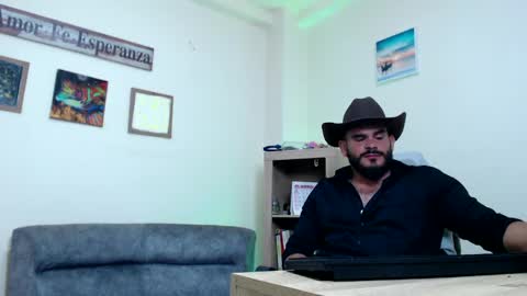 Esteban Fernandez online show from 05-07-26, 06:30